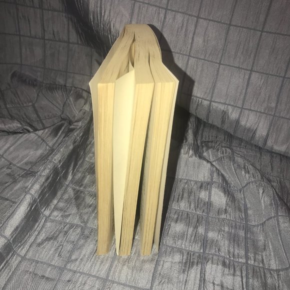 Jeffrey Archer The sins of the father novel paperback 2012 book - Picture 4 of 5